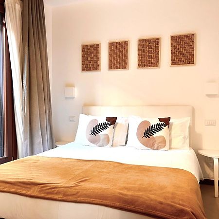 Central Flat Romantic Domus Remedio Veneza Exterior foto