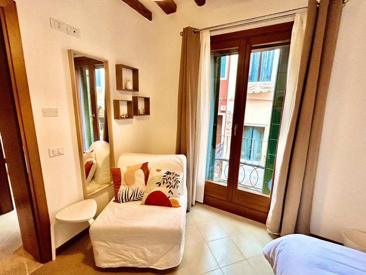 Central Flat Romantic Domus Remedio Veneza Exterior foto